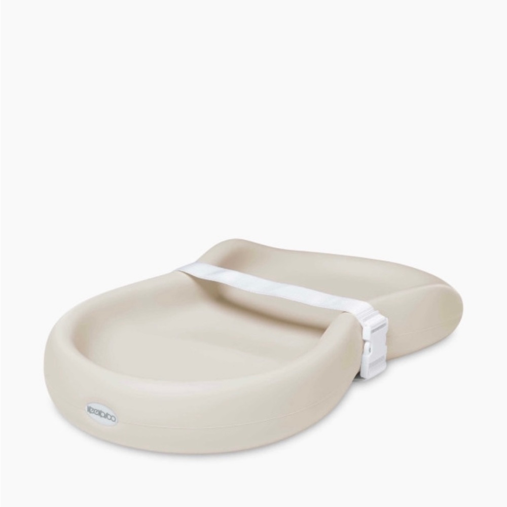 Keekaroo Peanut Wipeable Changing Pad